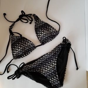 Old Navy Black Gray Lace Patterned Bikini